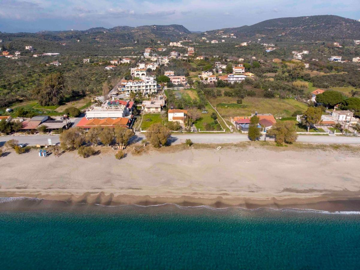 Laconian Collection Mavrovouni Beach House Githio Exterior foto